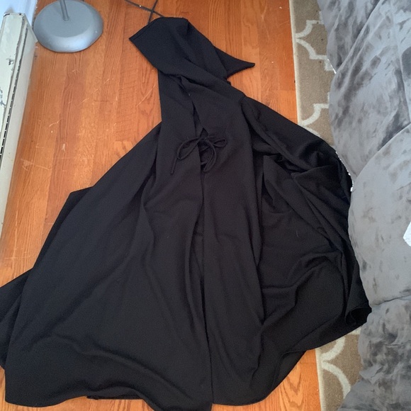 PRICE IS FIRM Sanderson sister cape - Picture 5 of 8